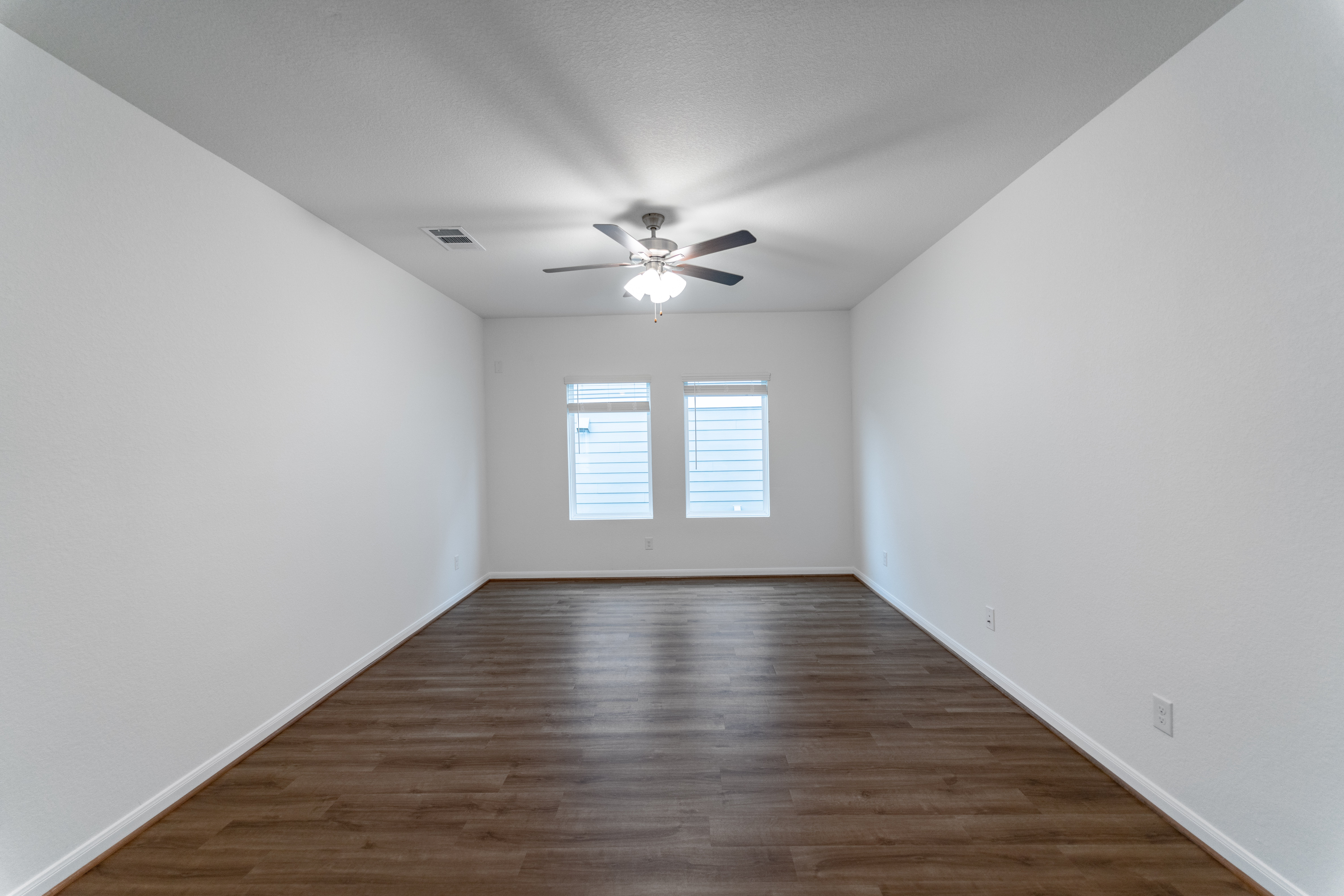 Elm gallery 4