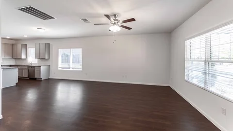 Emerald gallery 5