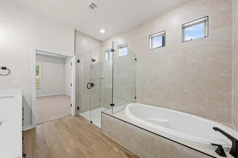 Aria gallery 18