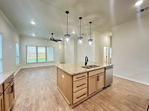 Tyler gallery 3