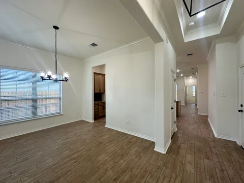 Tyler gallery 20
