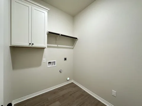 Nugget gallery 24