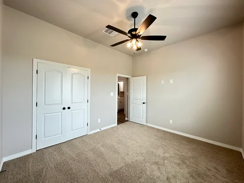Nugget gallery 20