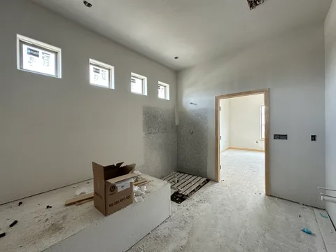 Aria gallery 18