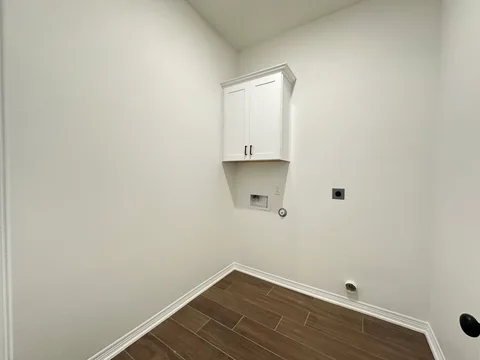 Nugget gallery 18