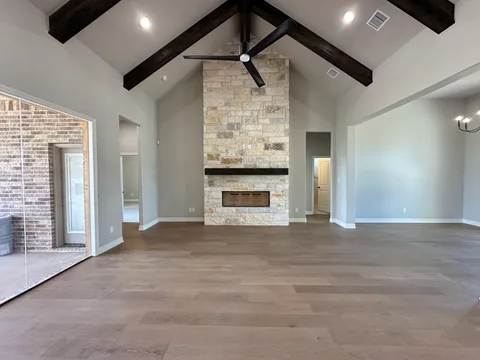 Clinton gallery 5