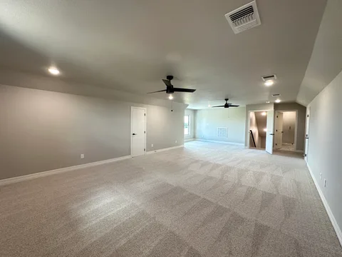 Clinton gallery 20
