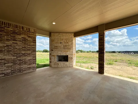 Clinton gallery 22