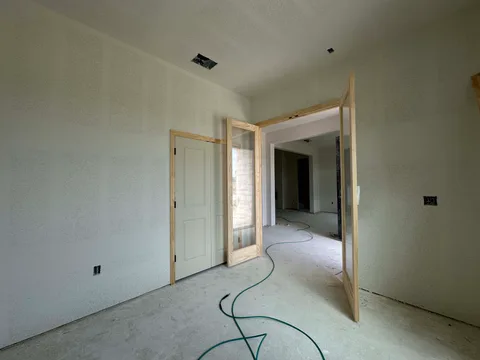 Clinton gallery 11