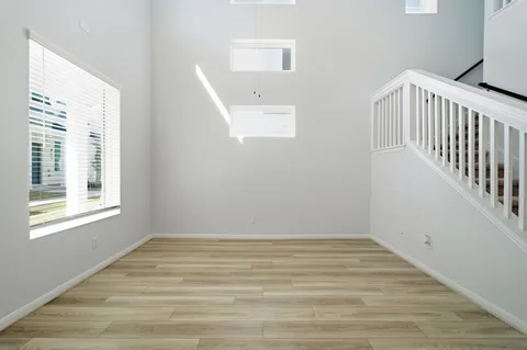 Eames gallery 13