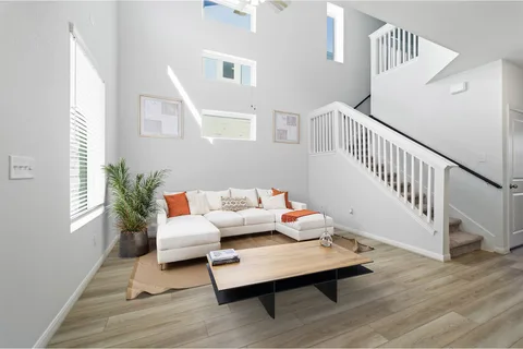 Eames gallery 15