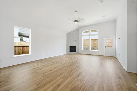 Glenwood gallery 25