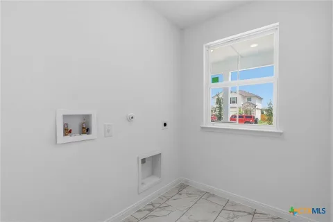 Canary gallery 11