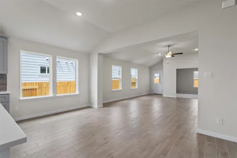 Lexington gallery 15