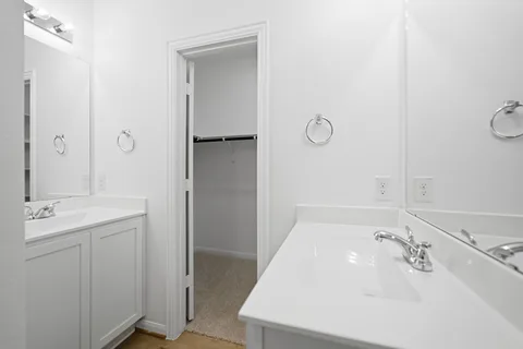 Elm gallery 21