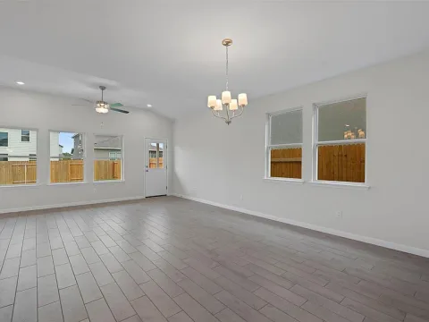 James gallery 11