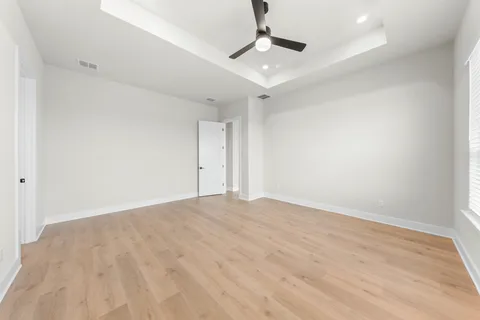Kingsley gallery 22